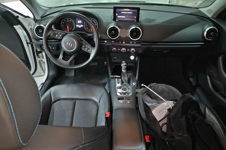 Audi A3 2019 car image #10