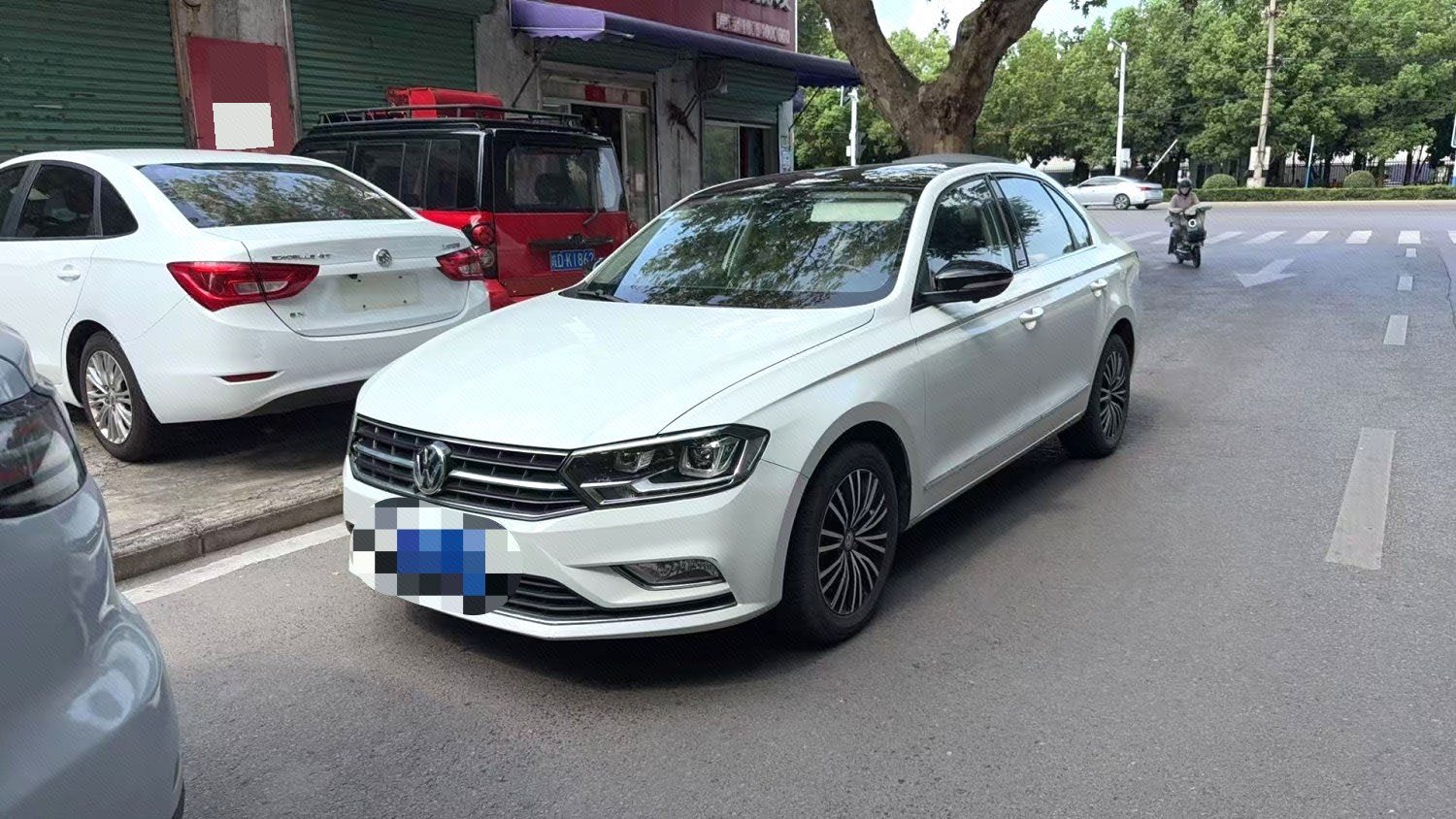 2016 immagine di auto 