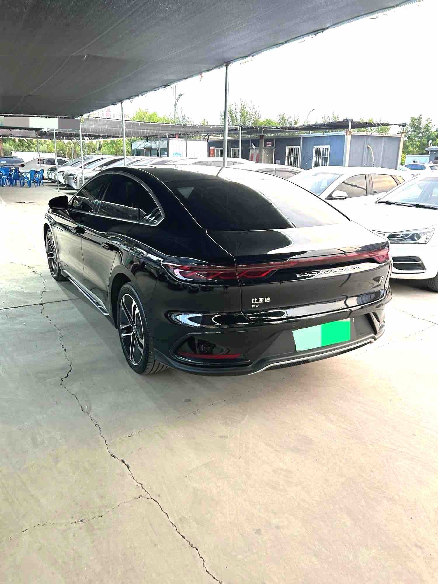 BYD Han 2023 car image #6