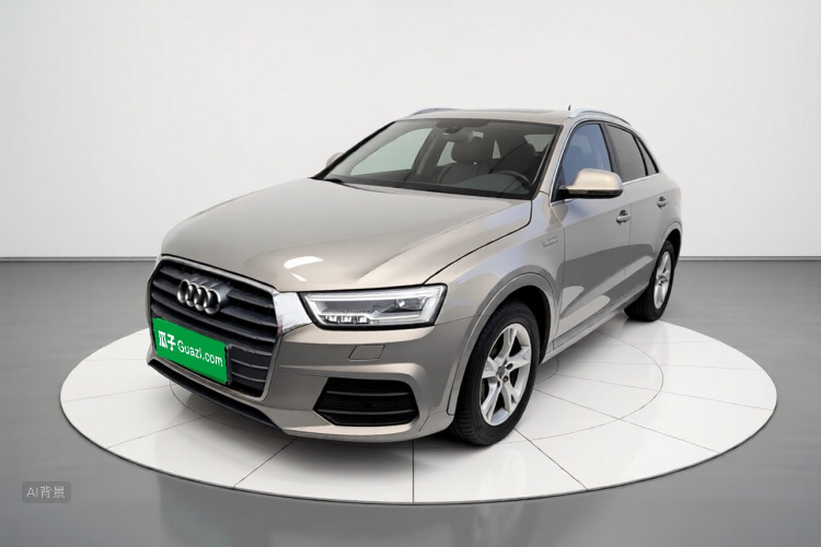 Audi Q3 2018 car image #2