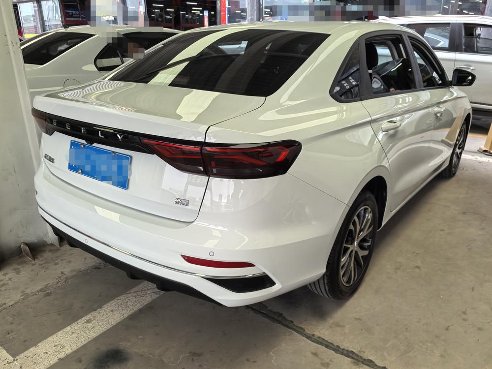 GEELY Emgrand 2024 صورة سيارة #4