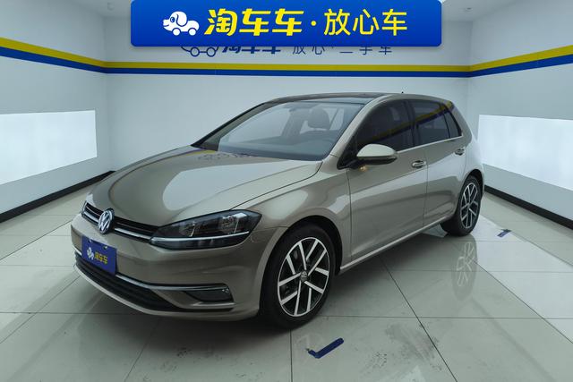 Volkswagen Golf 2020 car image #18