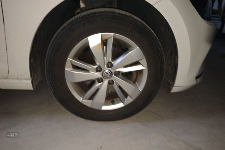 Volkswagen Polo 2021 car image #9