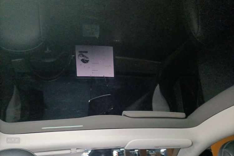 Tesla Model Y 2021 #20 Tesla Model Y 2021 immagine di auto #20