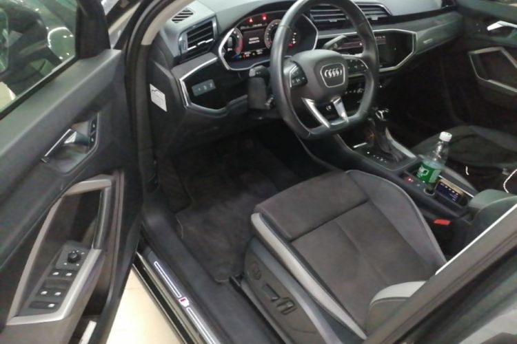 Audi Q3 2022 #16 Audi Q3 2022 car image #16