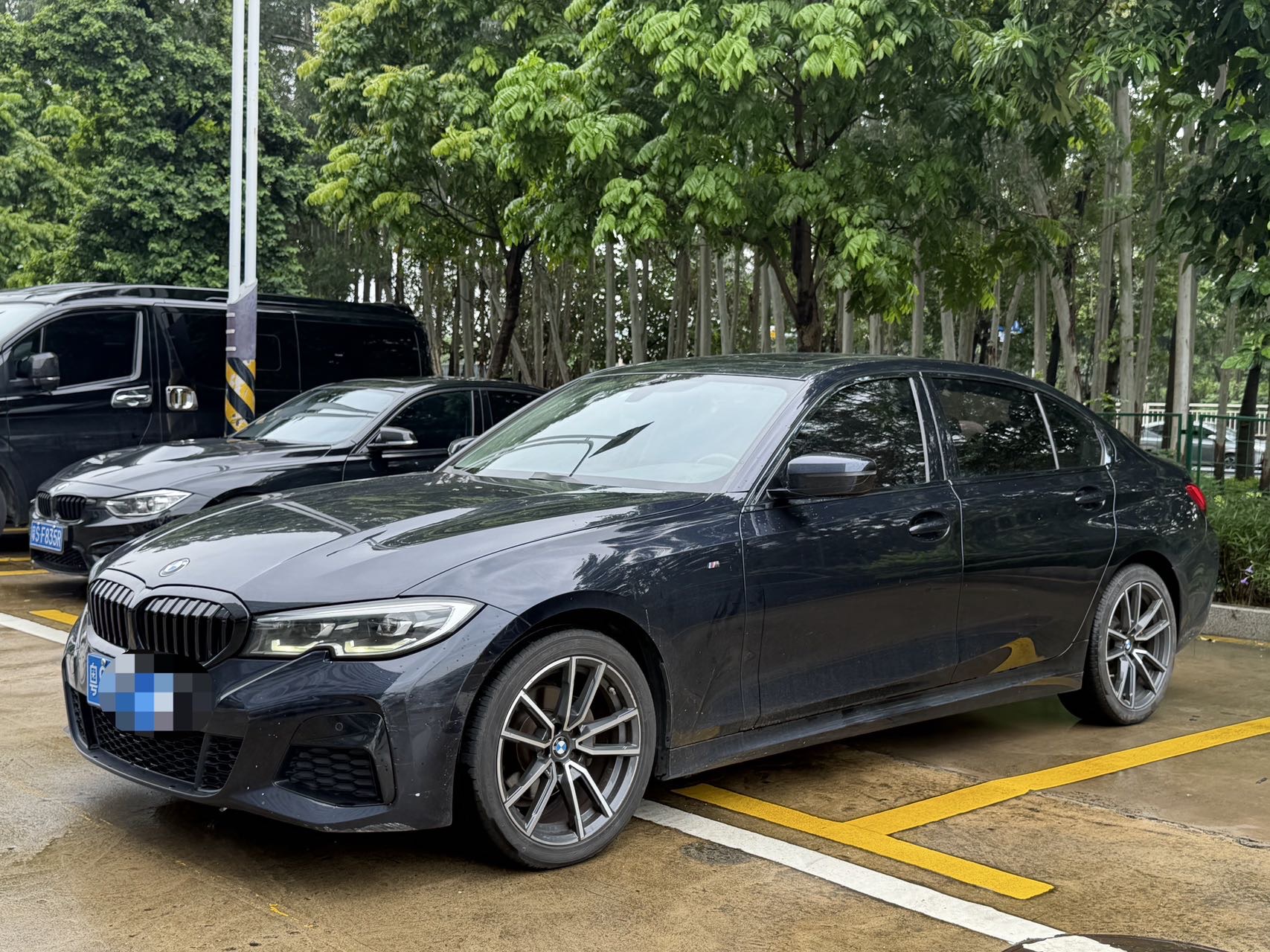 BMW 3 Series 2021 BMW 3 Series 2021 car image