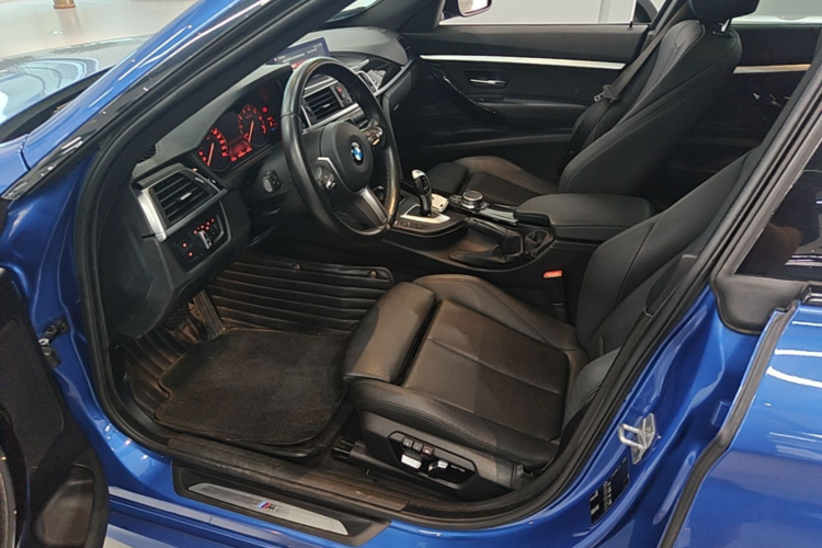 BMW 3 Series GT 2021 #15 BMW 3 Series GT 2021 car image #15