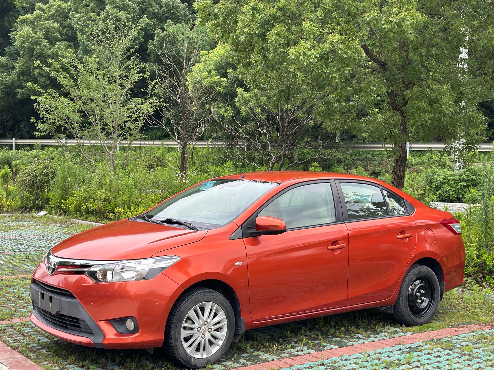 Toyota Vios 2014 Toyota Vios 2014 car image