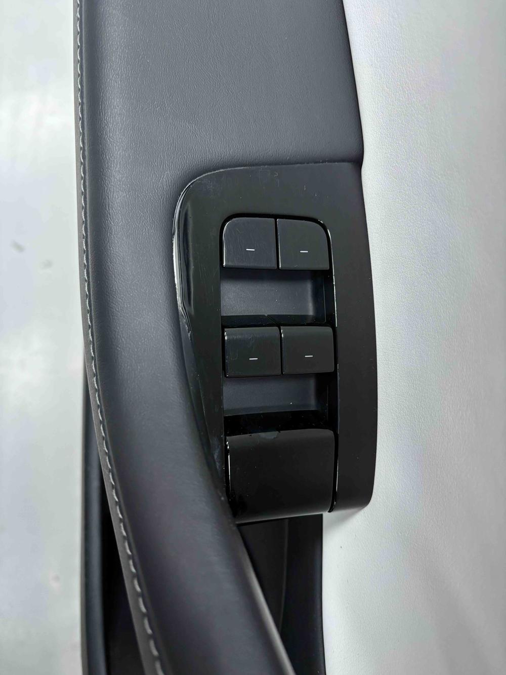Tesla Model 3 2020 immagine di auto #29
