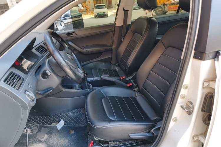 Volkswagen Santana 2021 car image #15