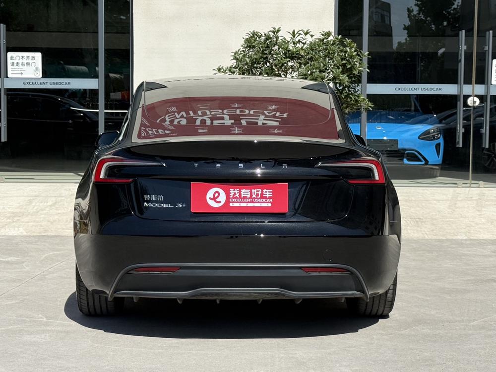 Tesla Model 3 2025 car image #5
