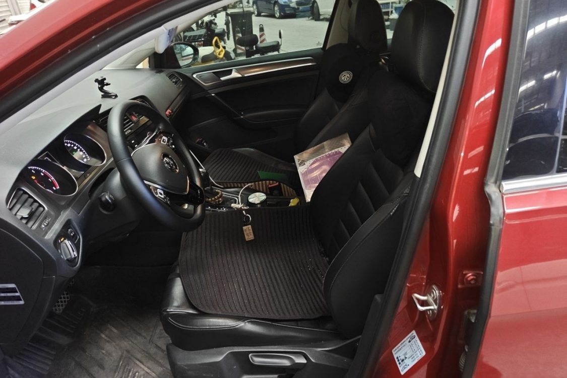 Volkswagen Golf 2015 car image #18