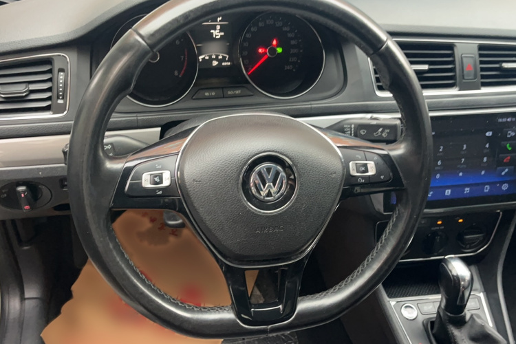 Volkswagen Lavida 2018 #13 Volkswagen Lavida 2018 car image #13