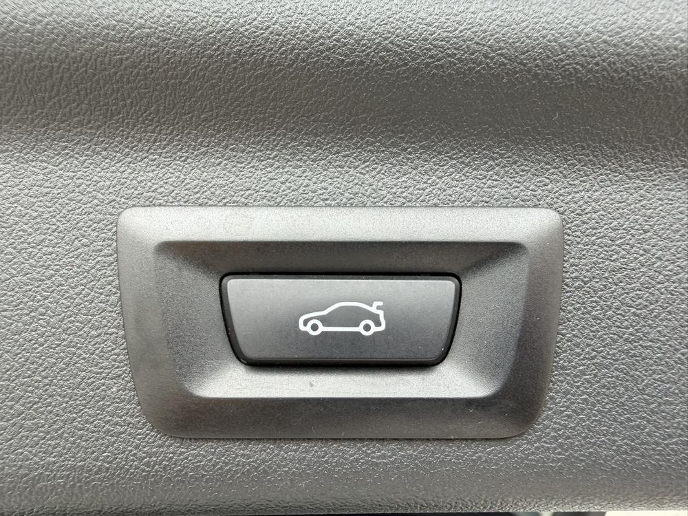 BMW X1 2023 car image #11