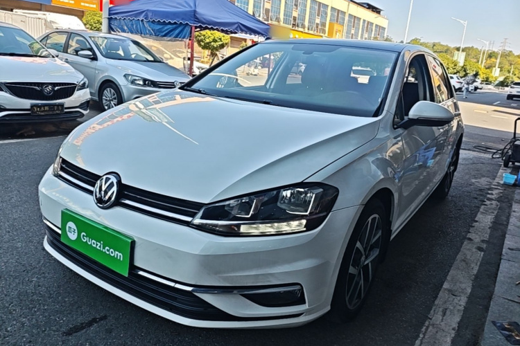 Volkswagen Golf 2020 #2 Volkswagen Golf 2020 изображение автомобиля #2