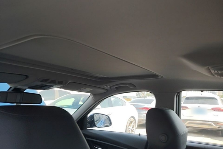 BMW 3 Series 2017 #18 BMW 3 Series 2017 car image #18