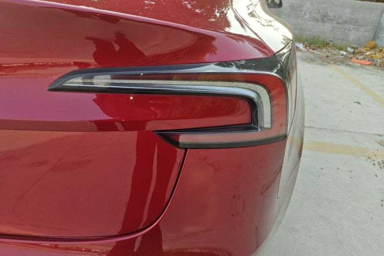 Tesla Model 3 2024 #8 Tesla Model 3 2024 صورة سيارة #8