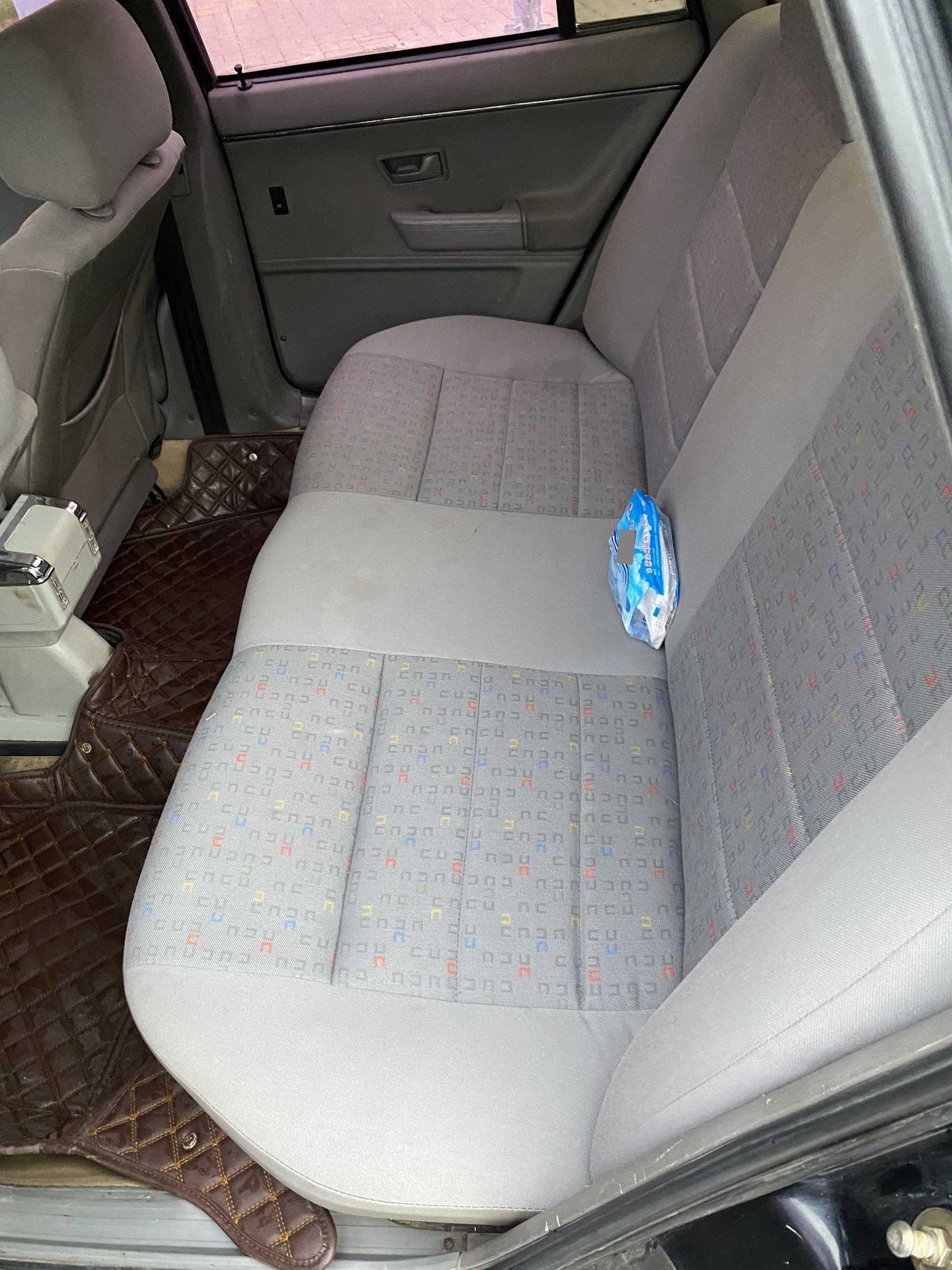 2012 image de voiture #6