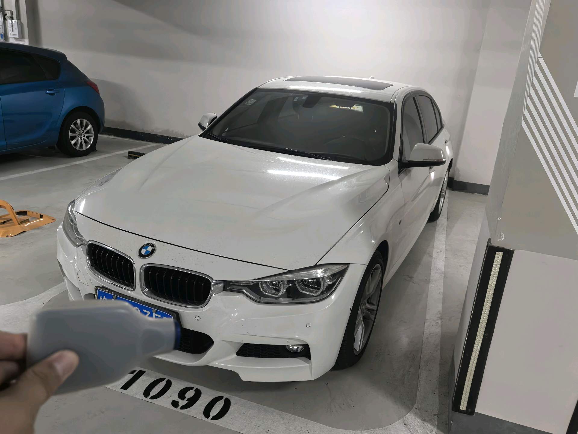 BMW 3 Series 2018 BMW 3 Series 2018 car image