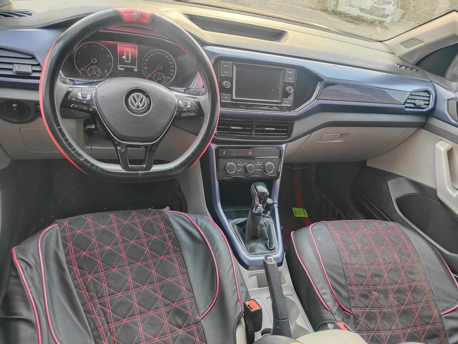 Volkswagen T-Cross 2019 car image #5