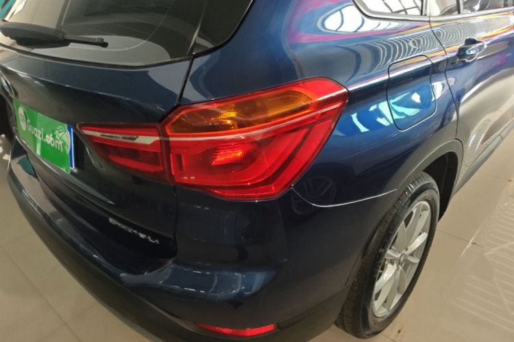 BMW X1 2019 #8 BMW X1 2019 car image #8