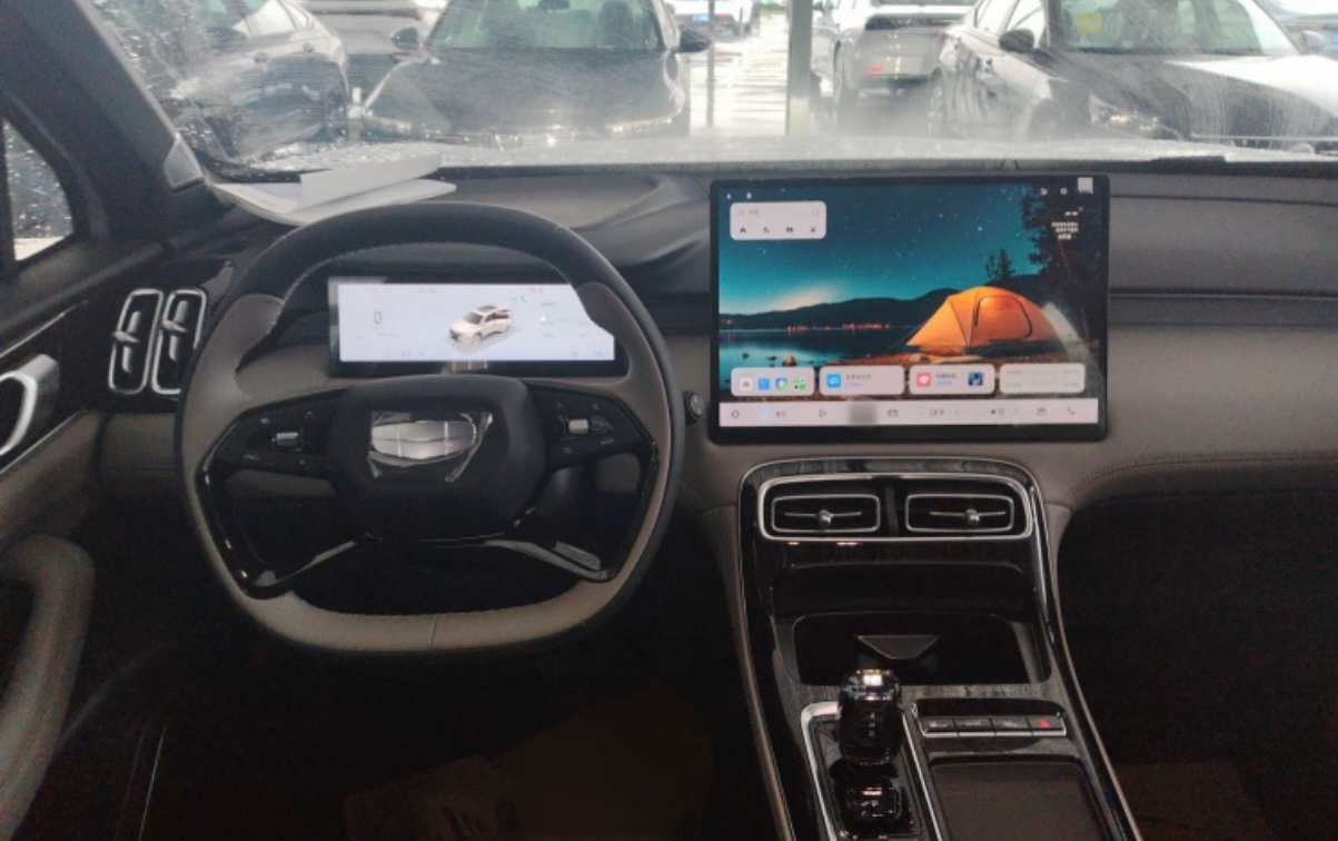2026 #4 2026 immagine di auto #4