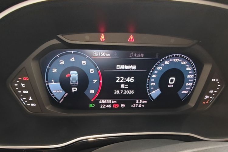Audi Q3 2020 car image #12