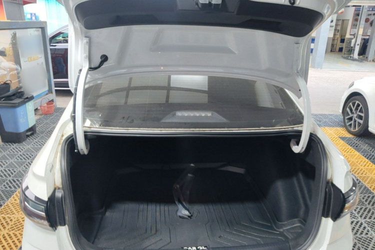 Volkswagen Lavida 2025 car image #19