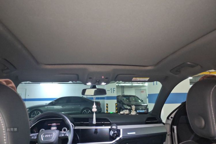 Audi Q3 2024 car image #20
