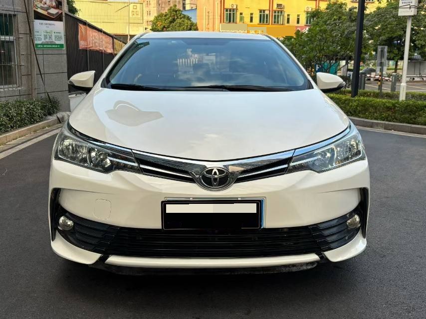 Toyota Corolla 2017 immagine di auto #2
