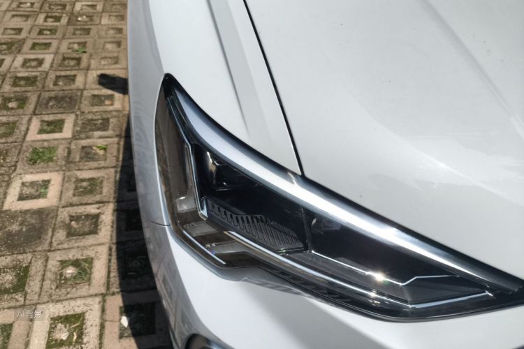 Audi Q3 2019 #8 Audi Q3 2019 car image #8