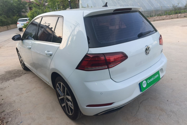 Volkswagen Golf 2020 #5 Volkswagen Golf 2020 car image #5