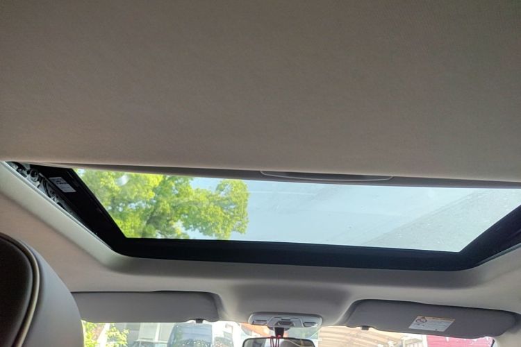 GEELY Coolray 2022 immagine di auto #18