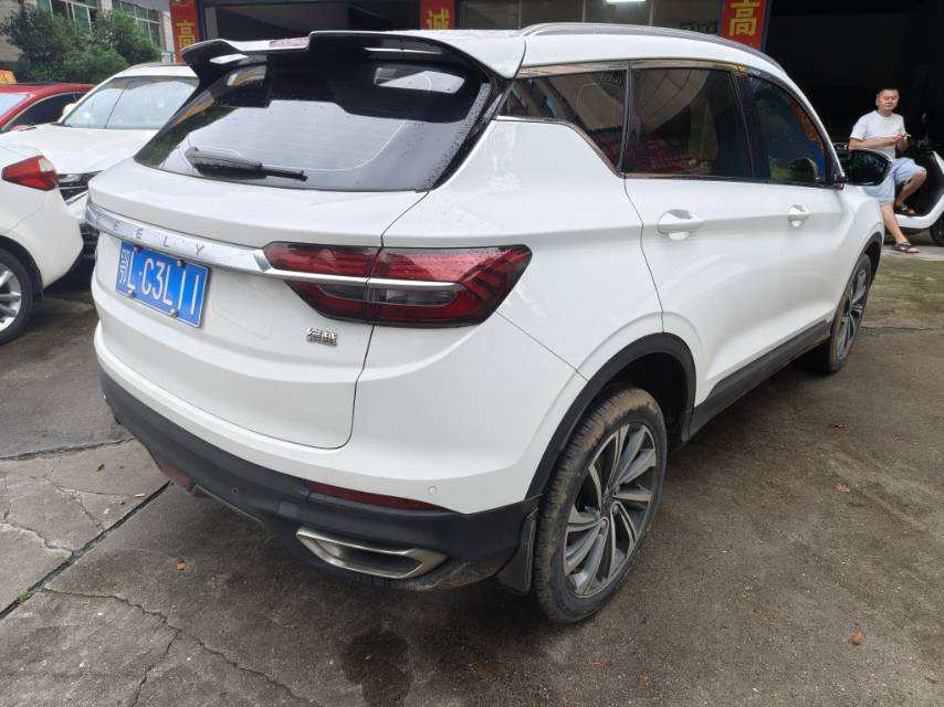 GEELY Coolray 2020 car image #3