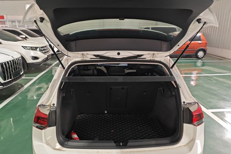 Volkswagen Golf 2022 #19 Volkswagen Golf 2022 car image #19