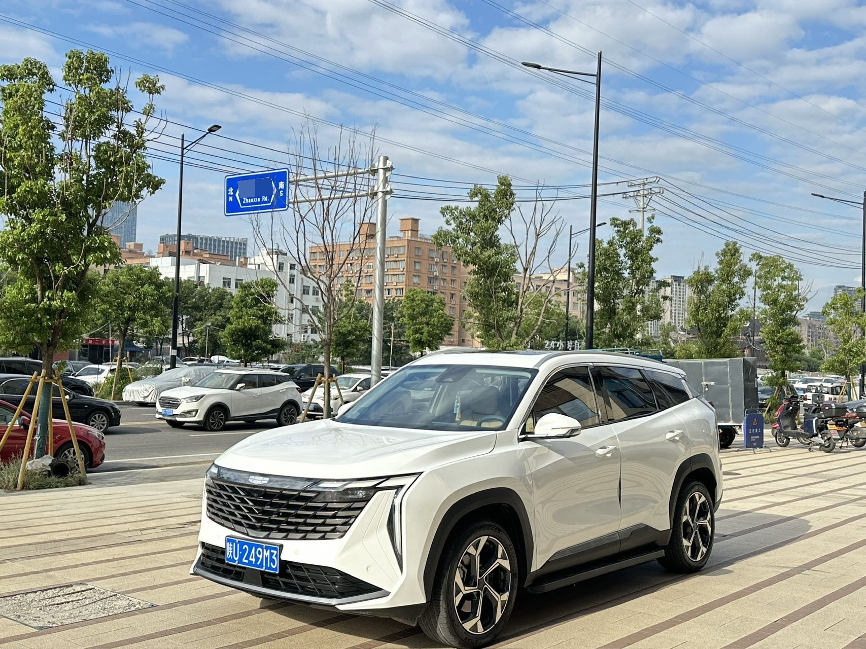 GEELY Boyue L 2023 GEELY Boyue L 2023 car image