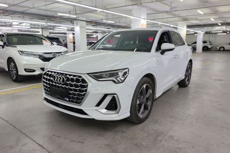 Audi Q3 2024 #2 Audi Q3 2024 car image #2