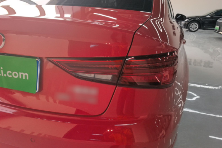 Audi A3 2018 car image #8