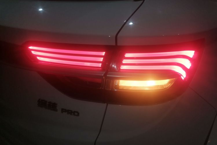 GEELY Coolray 2021 #8 GEELY Coolray 2021 car image #8