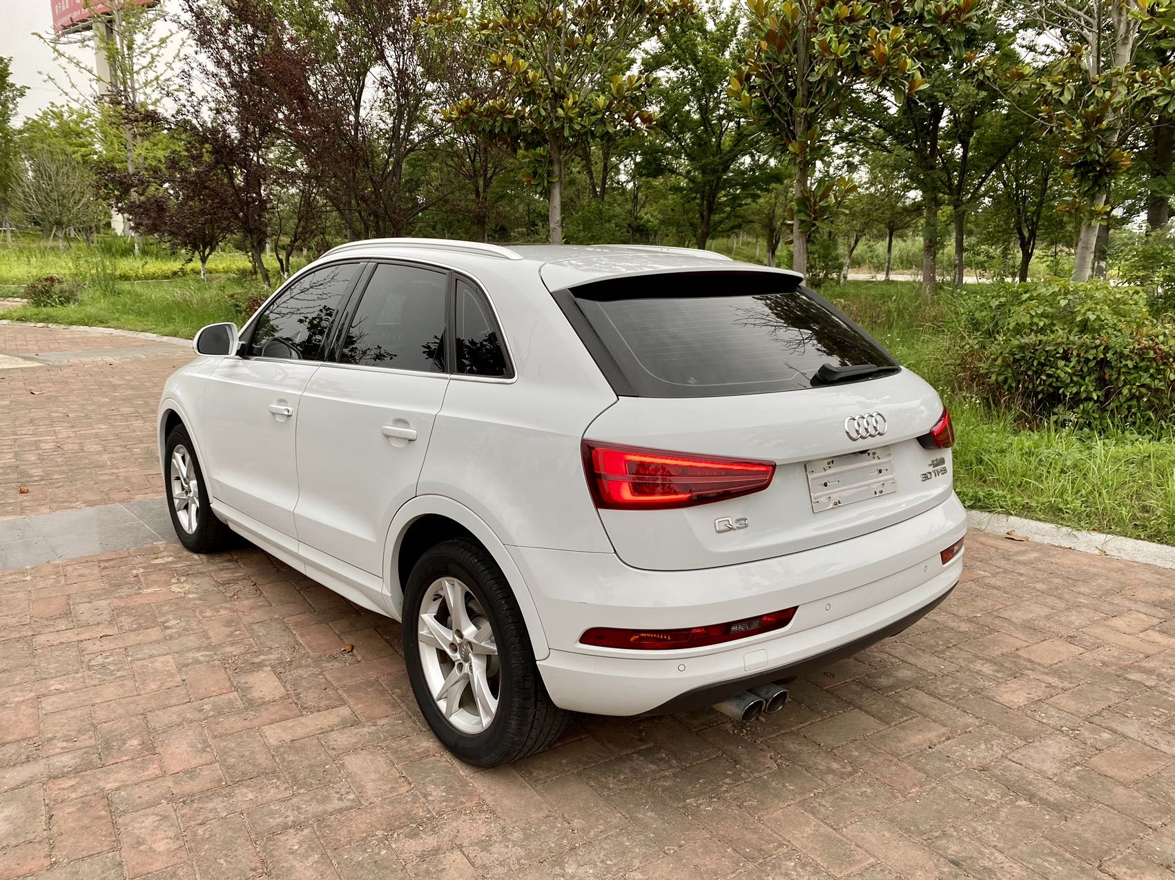 Audi Q3 2017 #10 Audi Q3 2017 car image #10