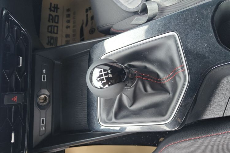 MG 5 2024 car image #14