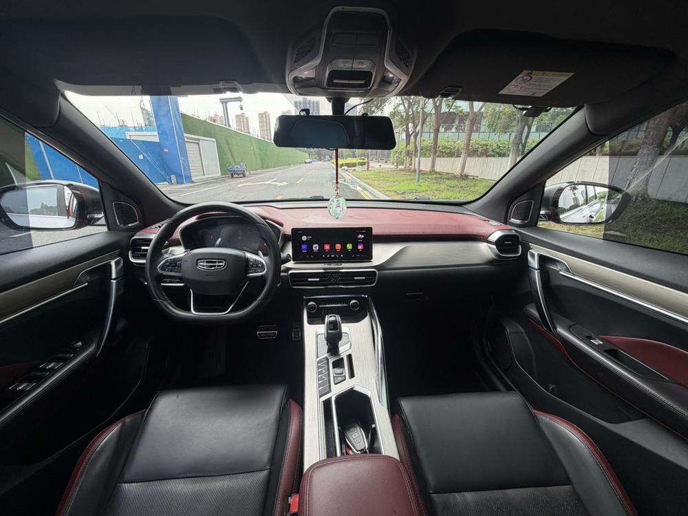 GEELY Coolray 2019 car image #9