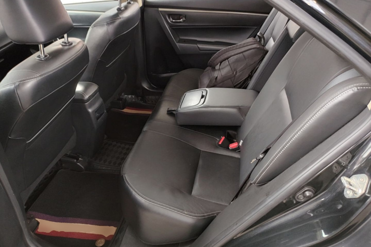 Toyota Corolla 2016 car image #17