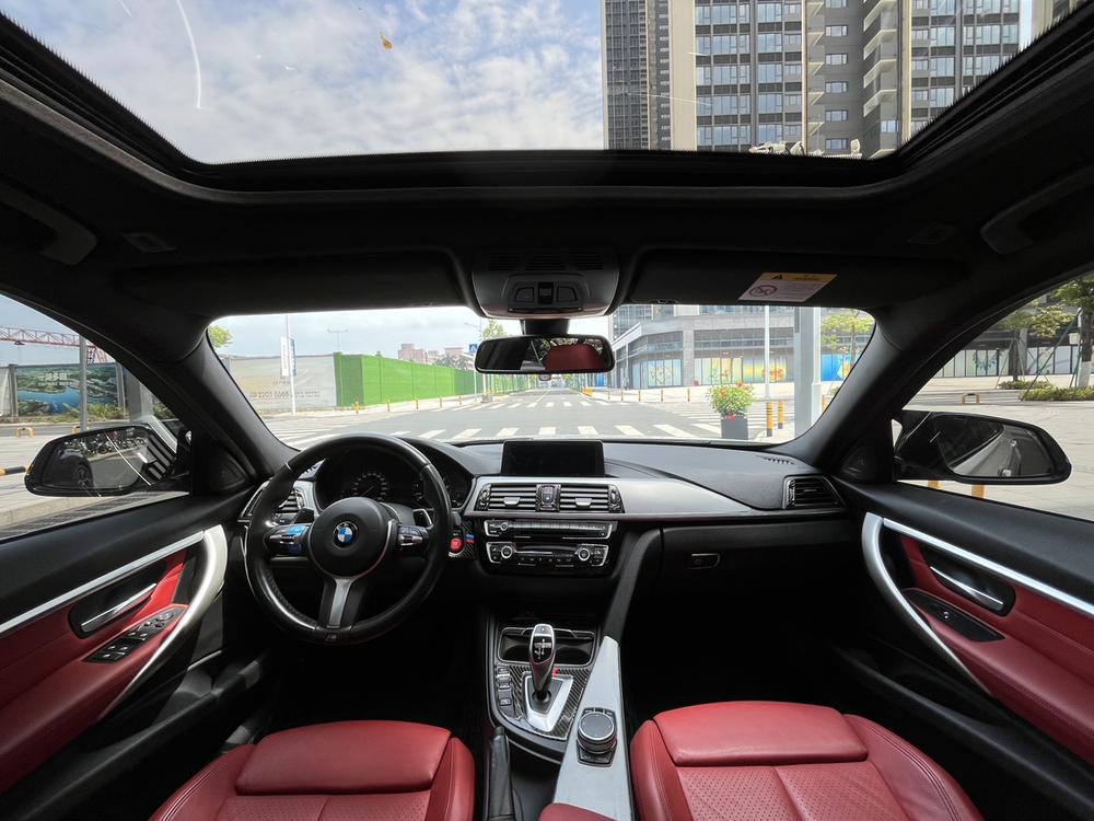 BMW 3 Series 2018 #10 BMW 3 Series 2018 car image #10