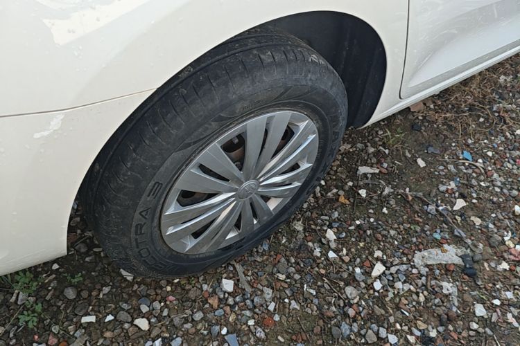 Volkswagen Santana 2019 #10 Volkswagen Santana 2019 صورة سيارة #10