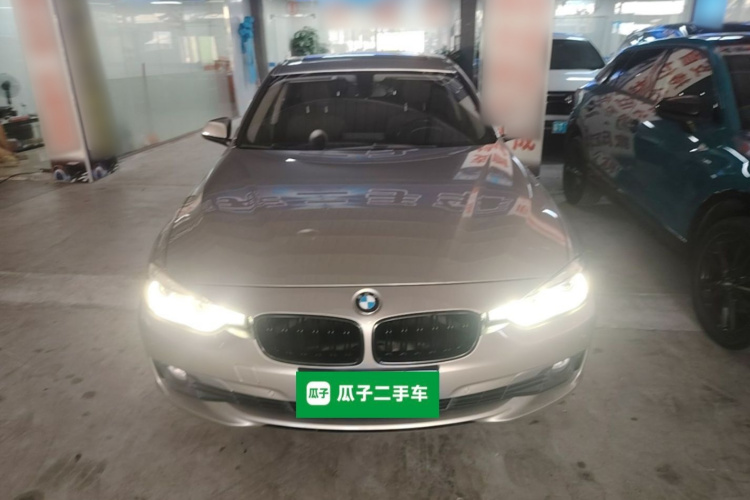 BMW 3 Series 2019 #3 BMW 3 Series 2019 car image #3