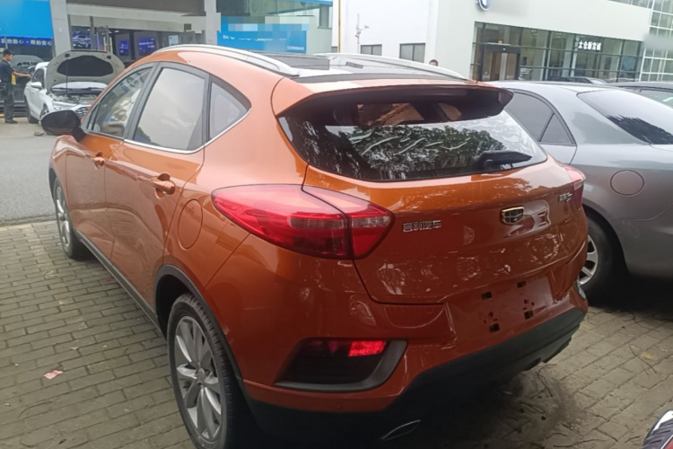 GEELY Emgrand GS 2017 صورة سيارة #7