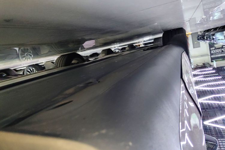Tesla Model Y 2022 car image #27