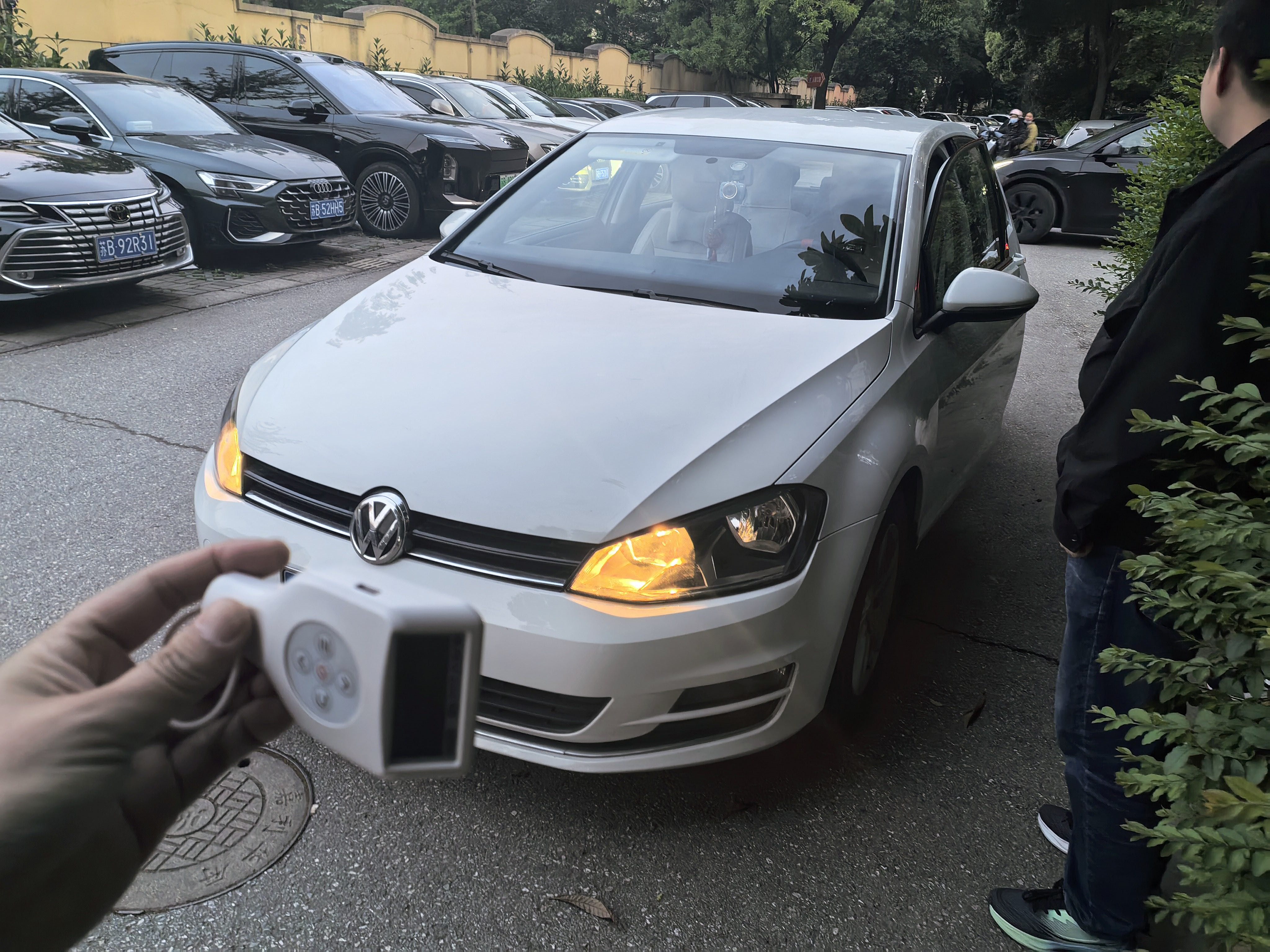 Volkswagen Golf 2016 Volkswagen Golf 2016 car image