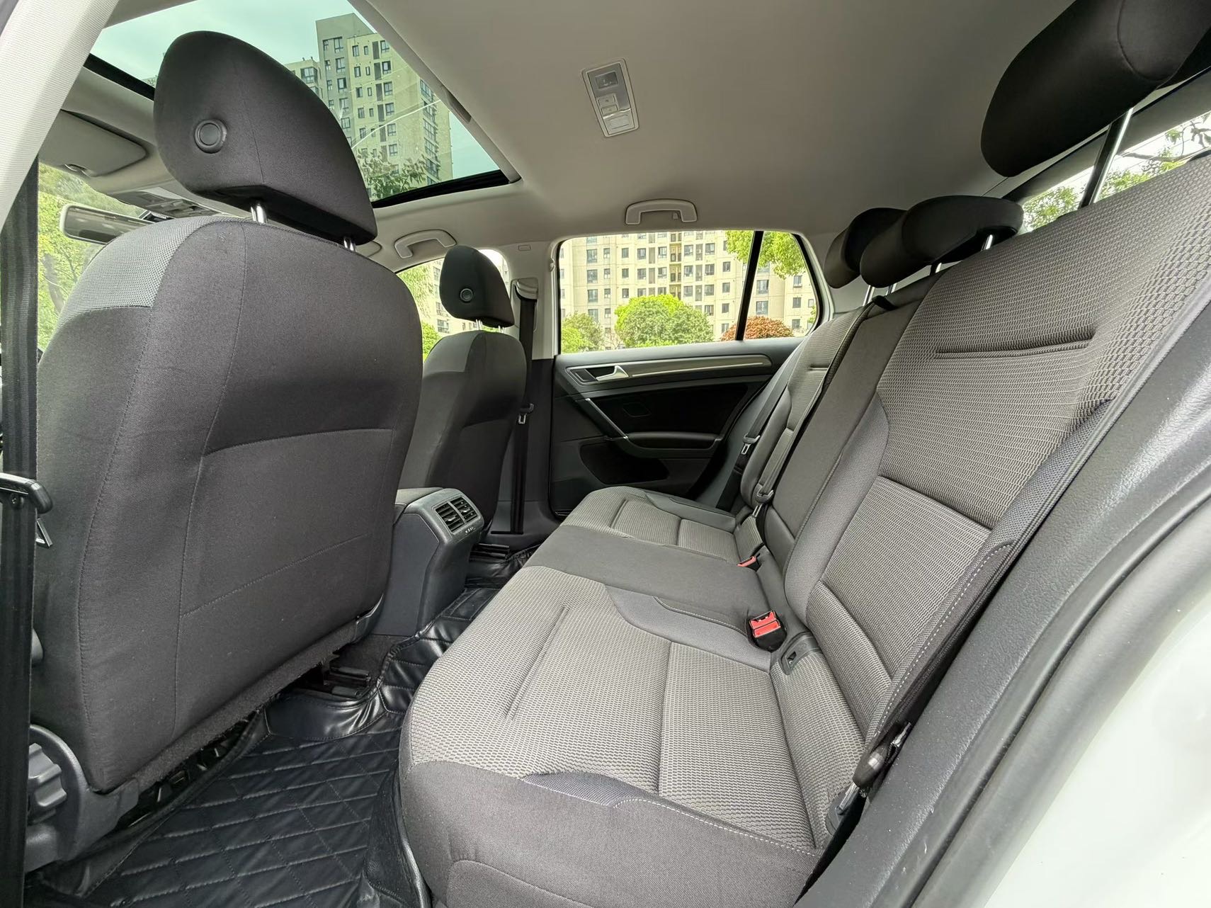 Volkswagen Golf 2017 #10 Volkswagen Golf 2017 car image #10